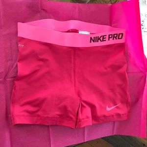 Never Worn Nike Pro Shorts Size M